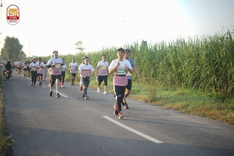 Race photo from Kediri Half Marathon 2024