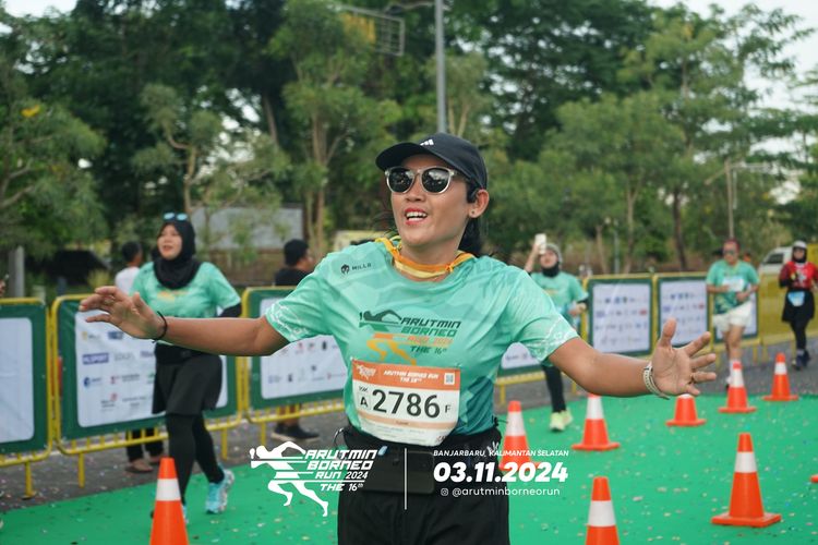 Race photo from Arutmin Borneo Run 2024