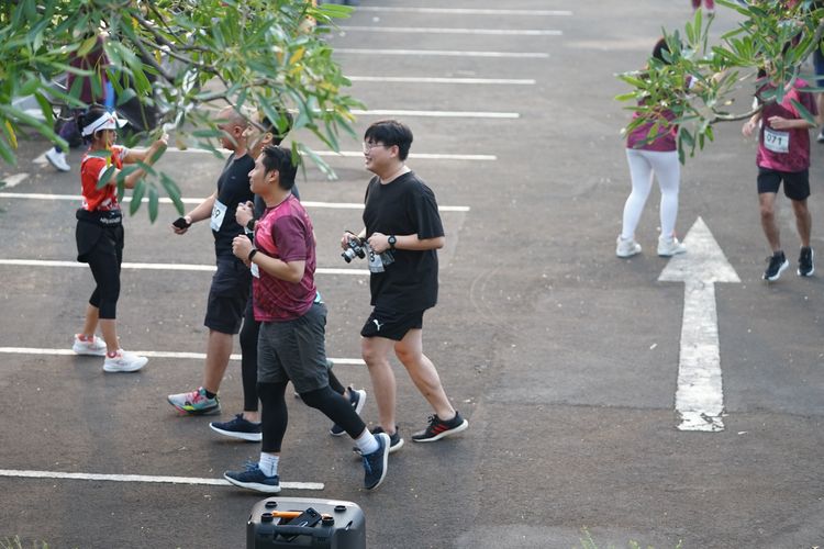 Race photo from Assurance Fun Run 2024