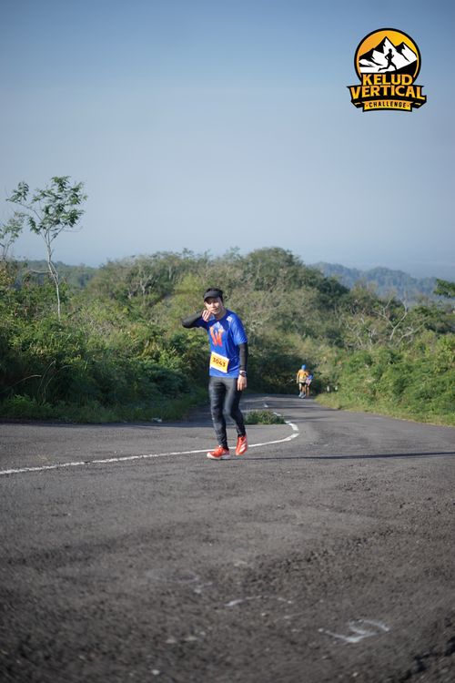 Race photo from Kelud Vertical Challenge 2024