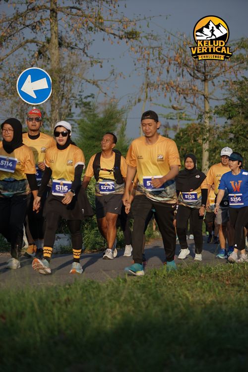 Race photo from Kelud Vertical Challenge 2024