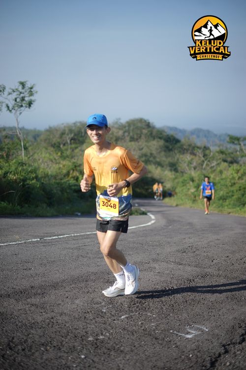 Race photo from Kelud Vertical Challenge 2024
