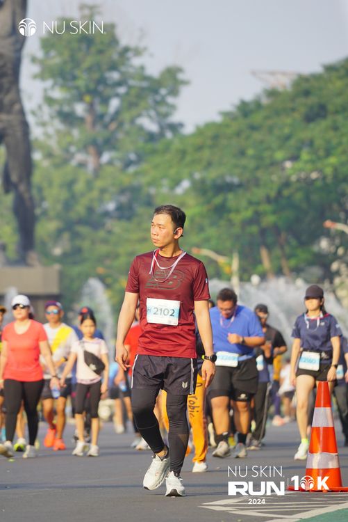 Race photo from Nu Skin Run 10K