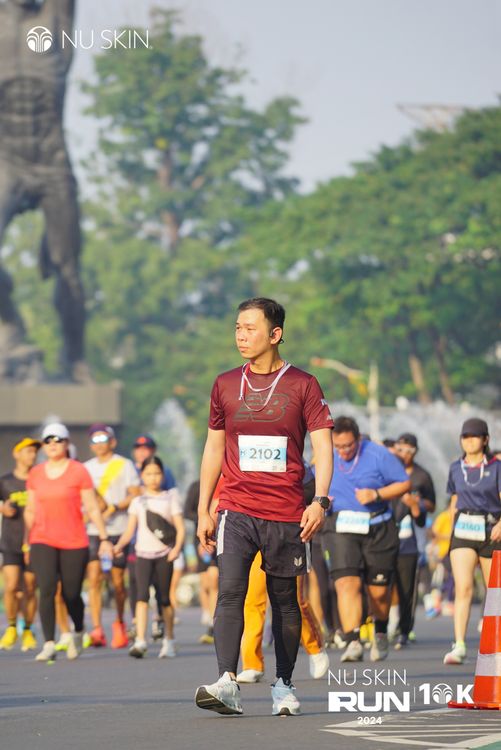 Race photo from Nu Skin Run 10K