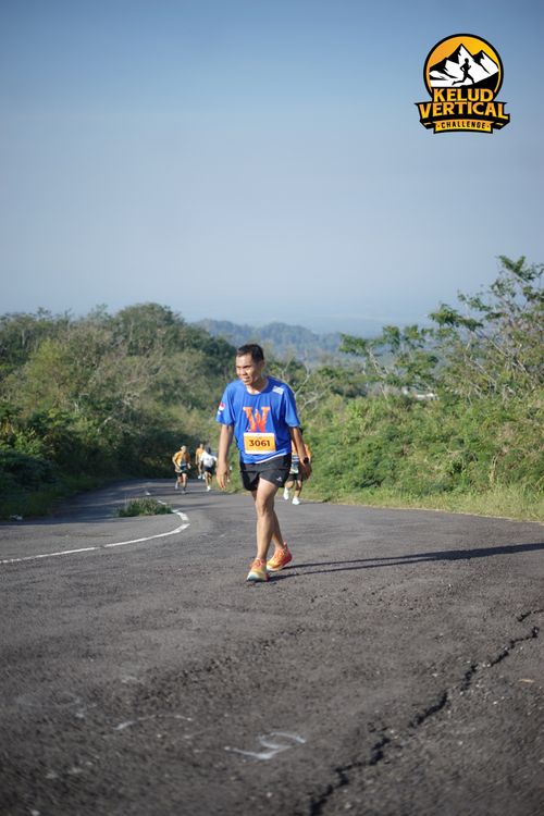 Race photo from Kelud Vertical Challenge 2024