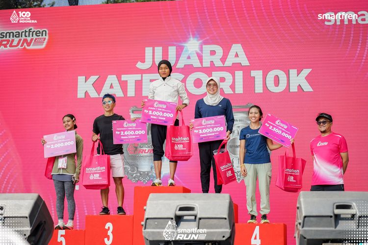 Race photo from Smartfren Run 2025 