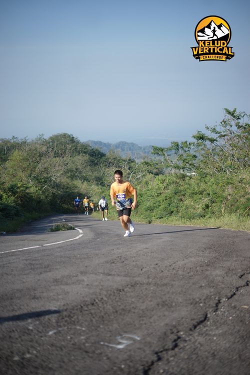 Race photo from Kelud Vertical Challenge 2024