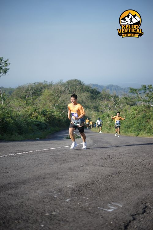 Race photo from Kelud Vertical Challenge 2024