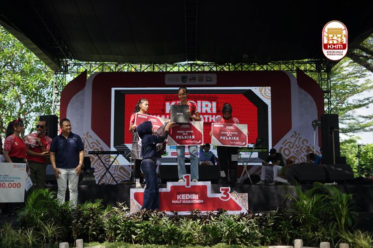 Race photo from Kediri Half Marathon 2025