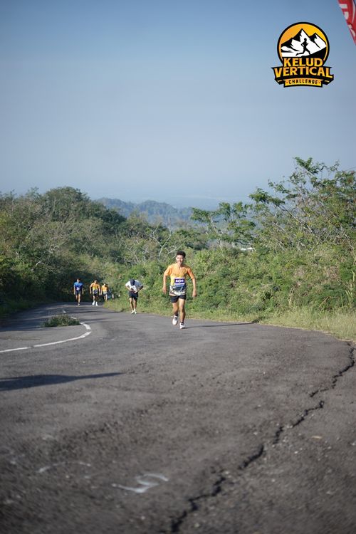 Race photo from Kelud Vertical Challenge 2024