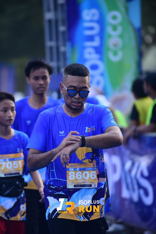 Race photo from Isoplus Run 2024 Surabaya