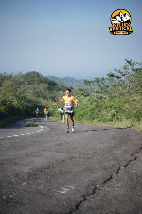 Race photo from Kelud Vertical Challenge 2024