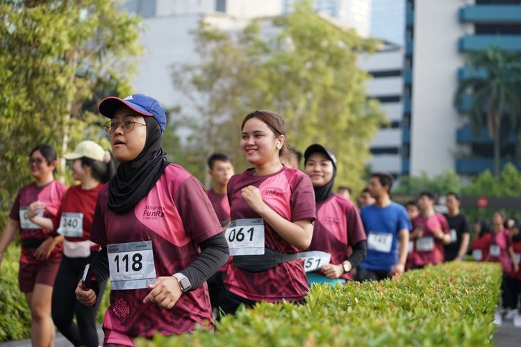 Race photo from Assurance Fun Run 2024