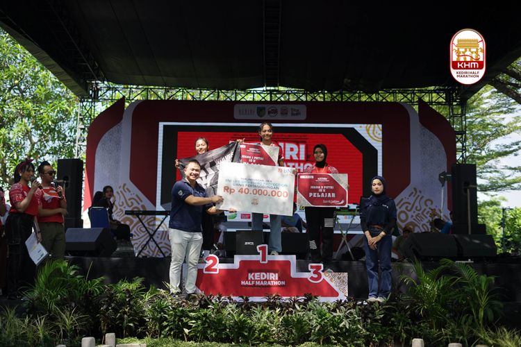 Race photo from Kediri Half Marathon 2025