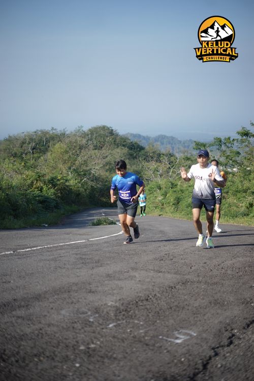 Race photo from Kelud Vertical Challenge 2024