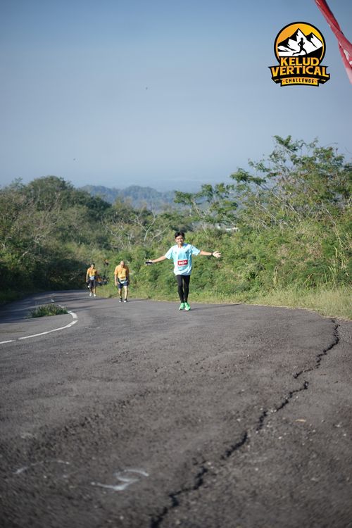 Race photo from Kelud Vertical Challenge 2024