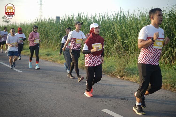 Race photo from Kediri Half Marathon 2024