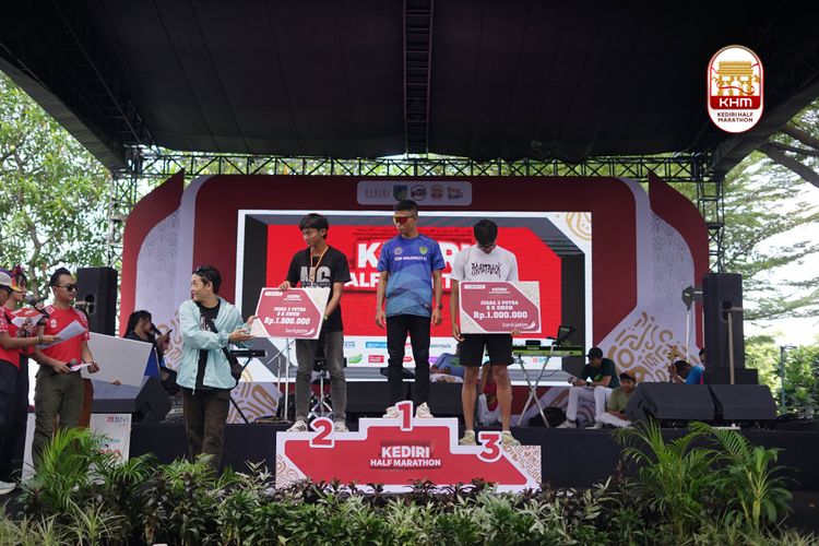 Race photo from Kediri Half Marathon 2025