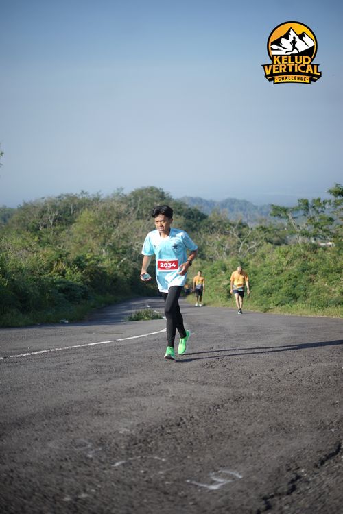 Race photo from Kelud Vertical Challenge 2024
