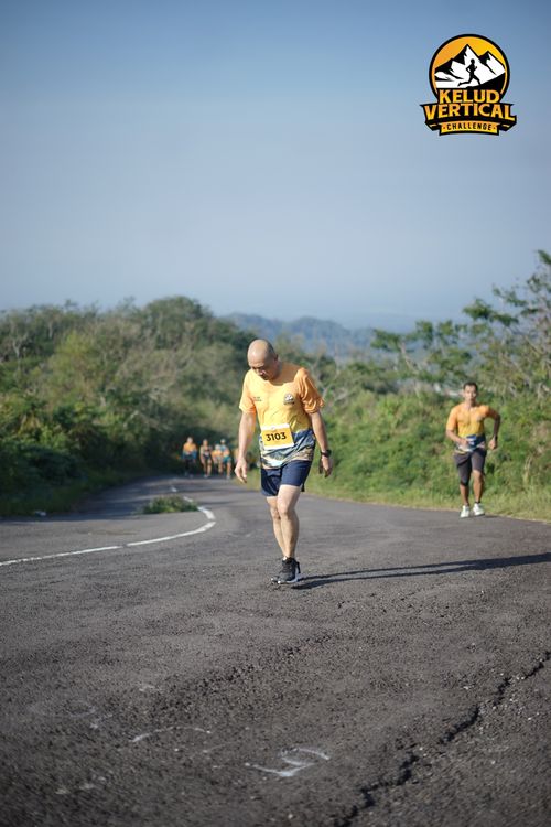 Race photo from Kelud Vertical Challenge 2024