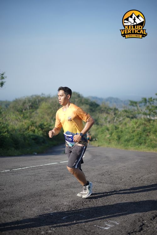 Race photo from Kelud Vertical Challenge 2024