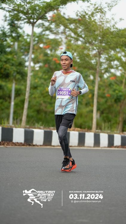 Race photo from Arutmin Borneo Run 2024