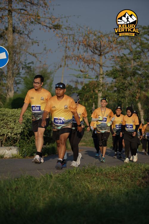 Race photo from Kelud Vertical Challenge 2024