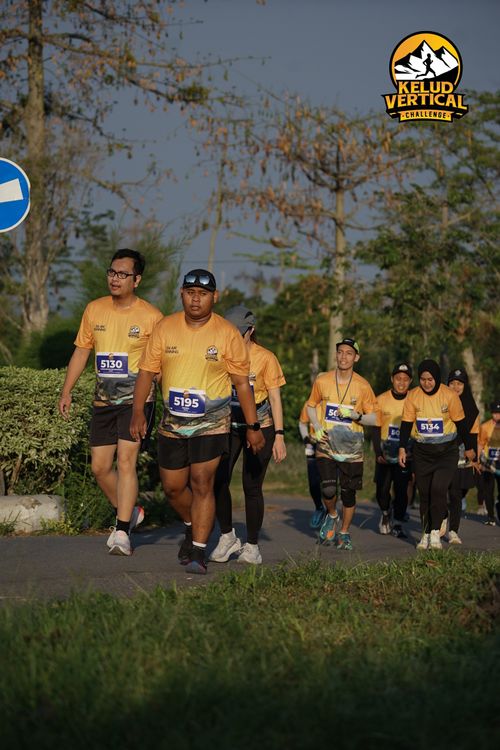 Race photo from Kelud Vertical Challenge 2024