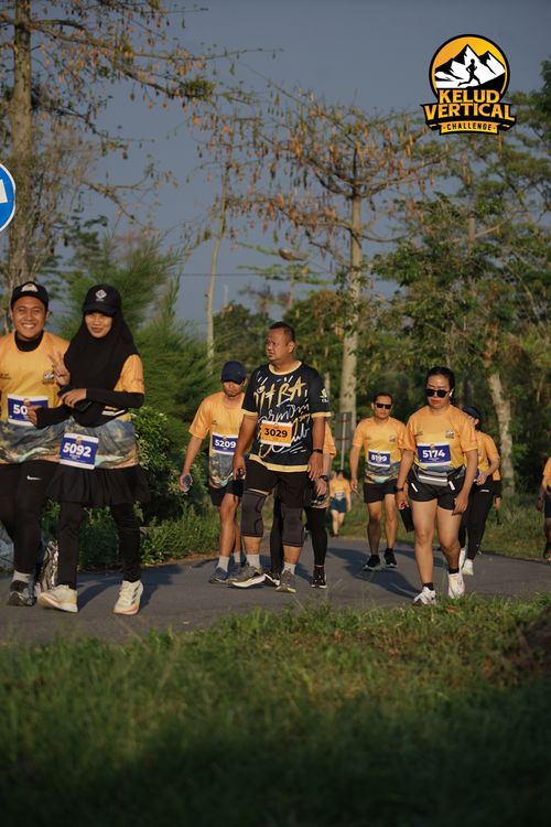 Race photo from Kelud Vertical Challenge 2024