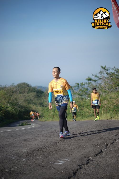 Race photo from Kelud Vertical Challenge 2024