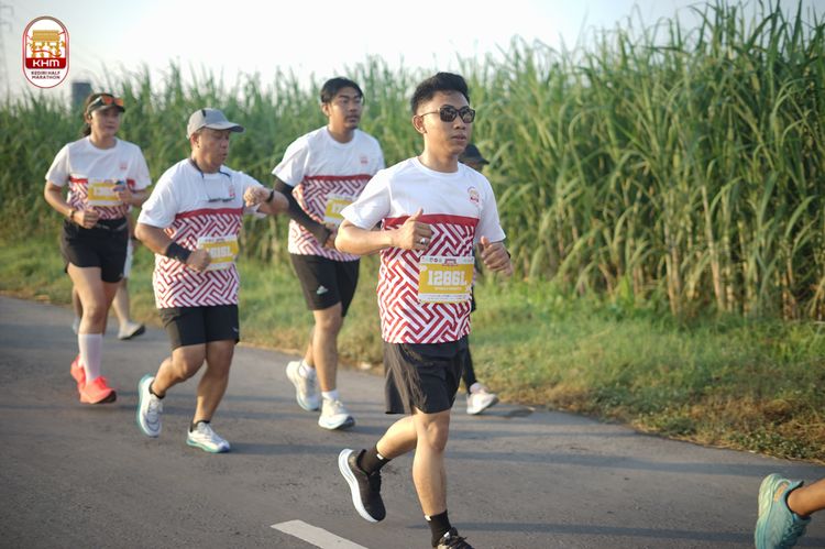 Race photo from Kediri Half Marathon 2024