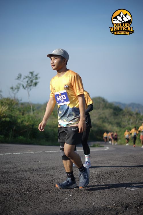 Race photo from Kelud Vertical Challenge 2024