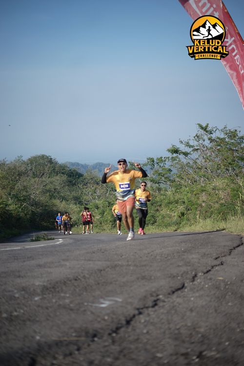Race photo from Kelud Vertical Challenge 2024