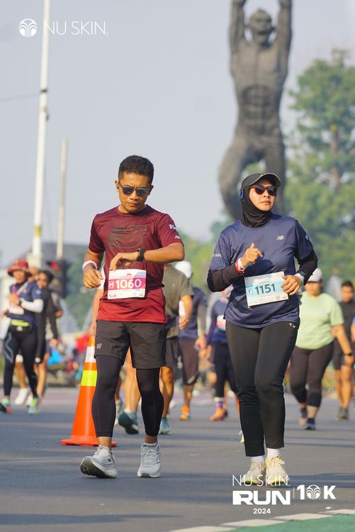 Race photo from Nu Skin Run 10K