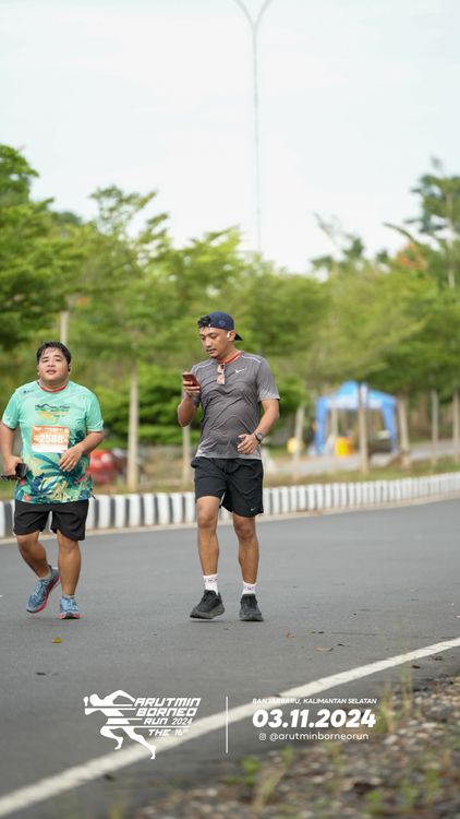 Race photo from Arutmin Borneo Run 2024