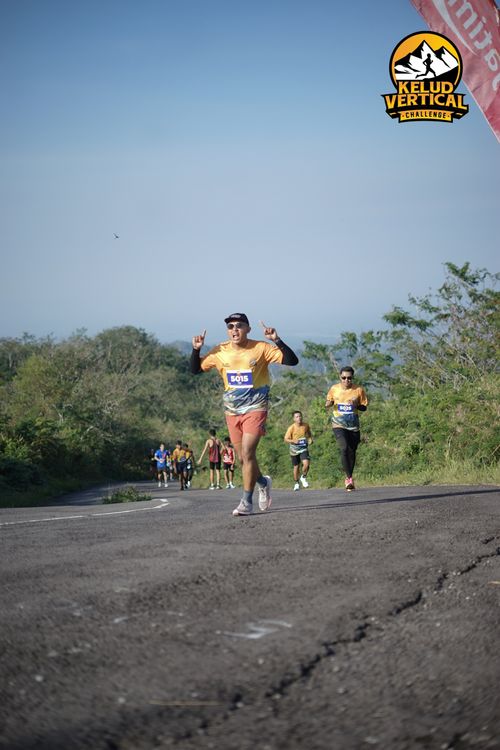 Race photo from Kelud Vertical Challenge 2024