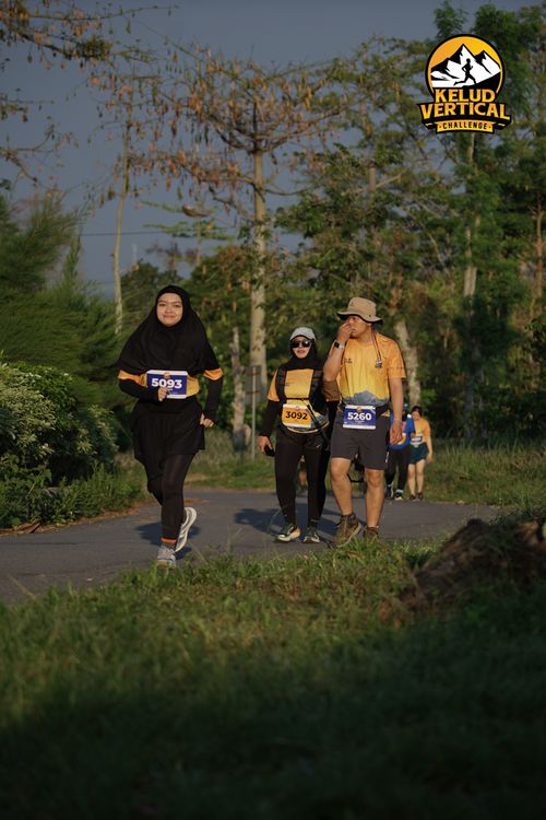 Race photo from Kelud Vertical Challenge 2024