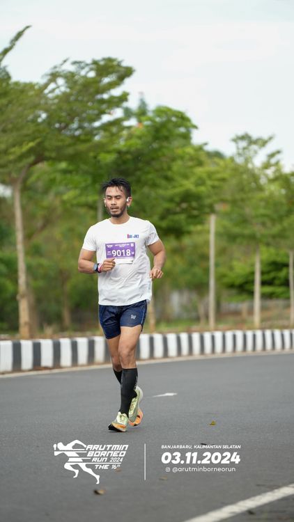 Race photo from Arutmin Borneo Run 2024