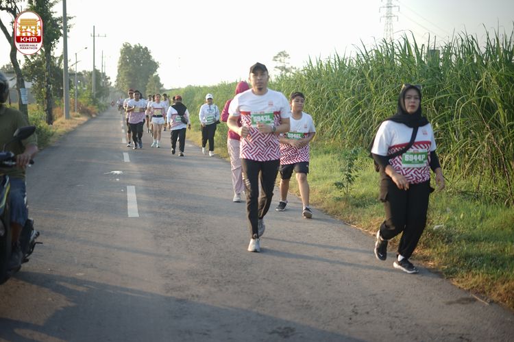 Race photo from Kediri Half Marathon 2024