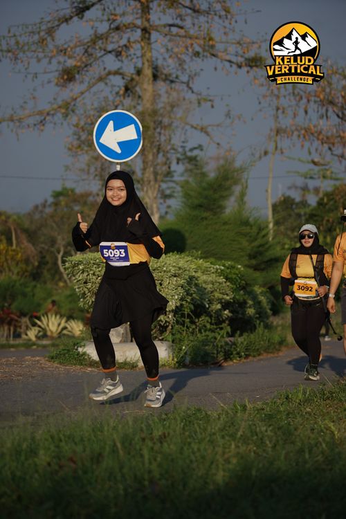 Race photo from Kelud Vertical Challenge 2024