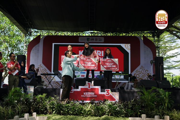 Race photo from Kediri Half Marathon 2025