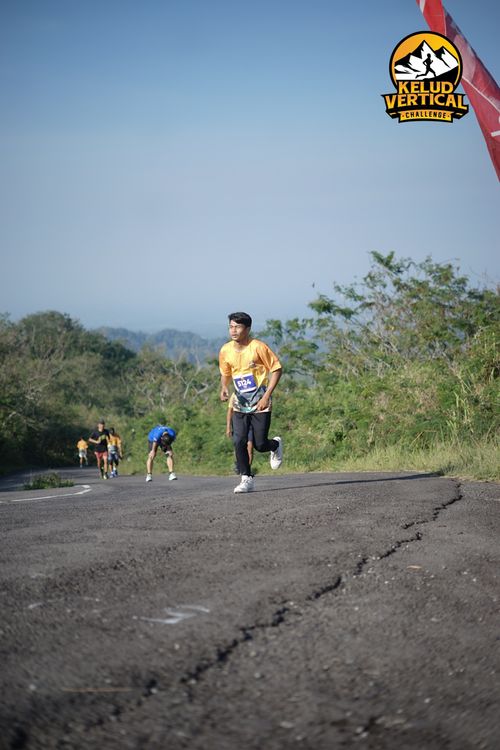 Race photo from Kelud Vertical Challenge 2024
