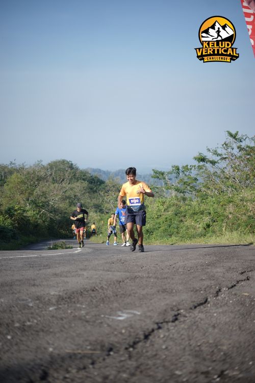 Race photo from Kelud Vertical Challenge 2024
