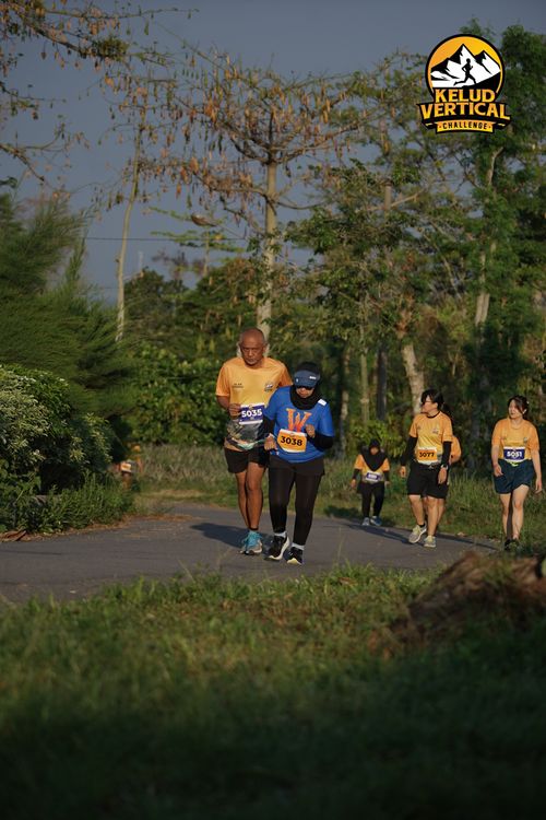 Race photo from Kelud Vertical Challenge 2024