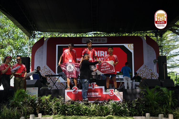 Race photo from Kediri Half Marathon 2025