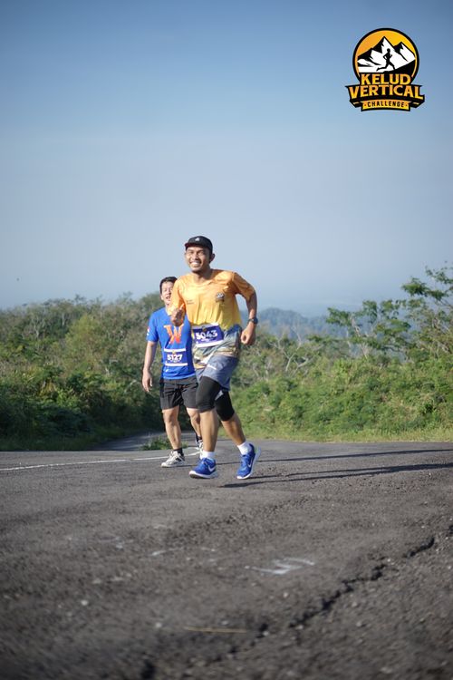 Race photo from Kelud Vertical Challenge 2024