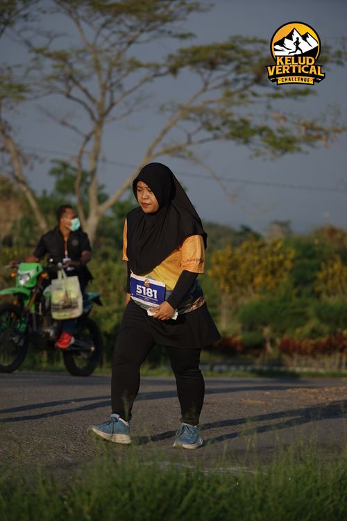 Race photo from Kelud Vertical Challenge 2024