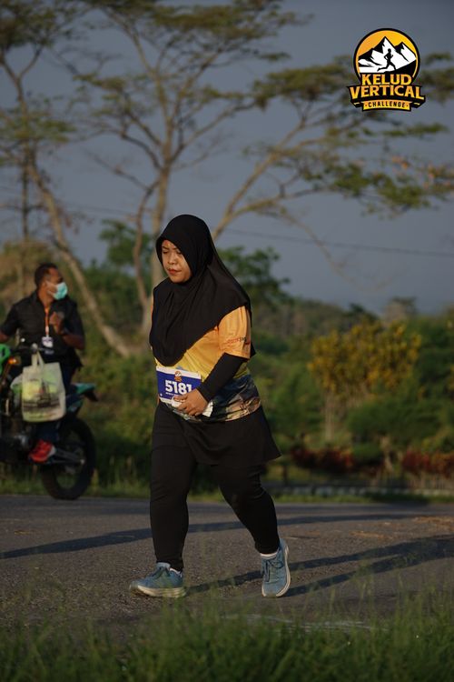 Race photo from Kelud Vertical Challenge 2024
