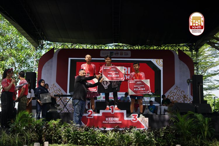 Race photo from Kediri Half Marathon 2025