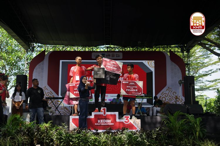 Race photo from Kediri Half Marathon 2025